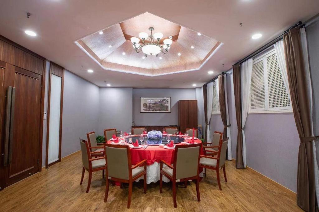 Nanying 3* Shanghai
