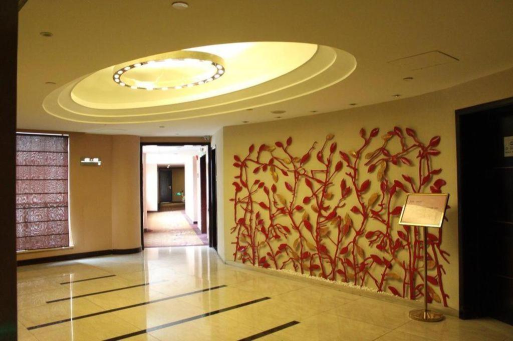 Nanying Hotel 3*