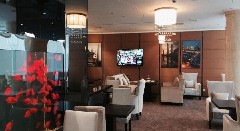 Nanying Hotel 3*